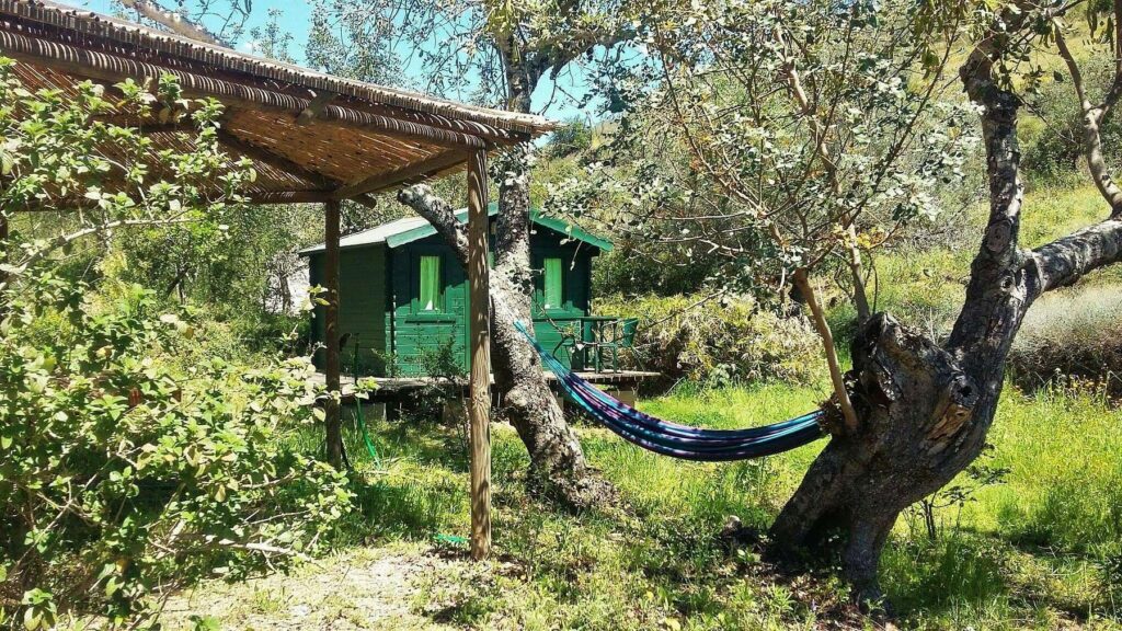 Espacio de meditación y estudio para retiro de filosofía del yoga